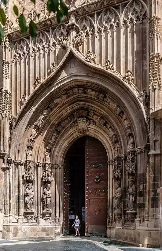 Example of traditional vs contemporary architecture at the Murcia Cathedral
