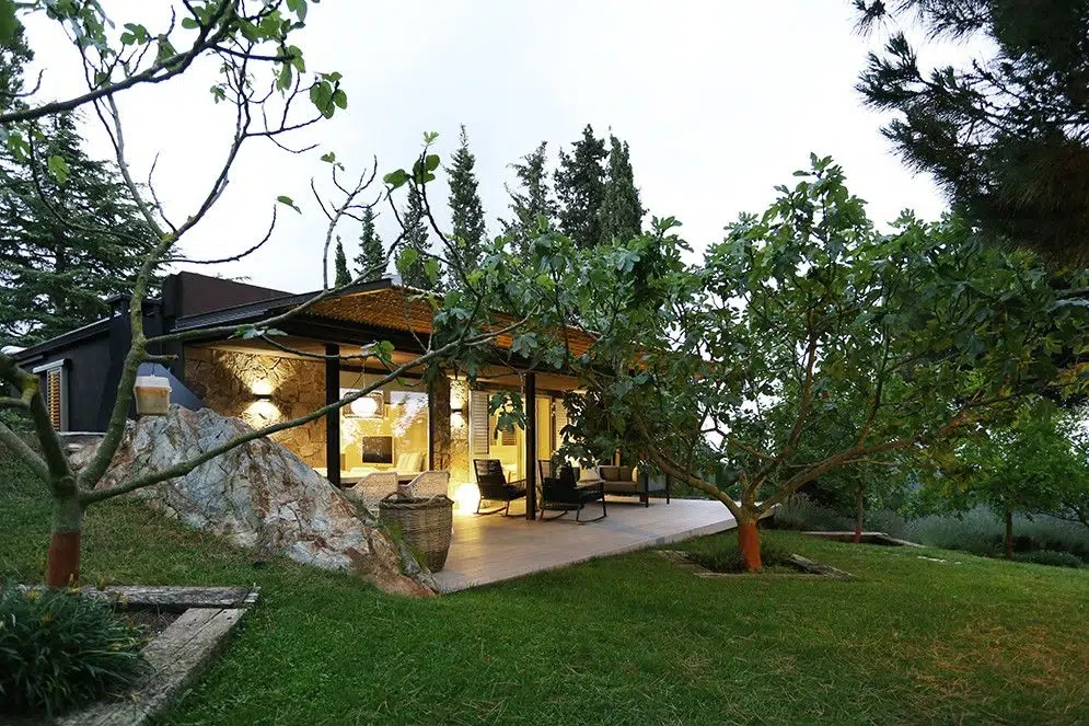 Mediterranean guest house as a luxury micro-architecture space